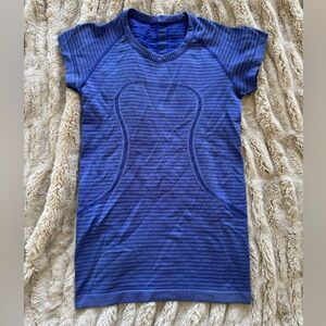 Lululemon Swiftly Tech Short Sleeve Shirt - size 4